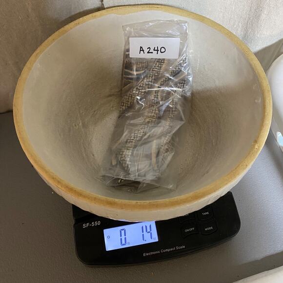 Vintage Givenchy Monsieur Mens All Silk Neck Tie 1980s Retro Made in USA Preppy - Picture 9 of 9